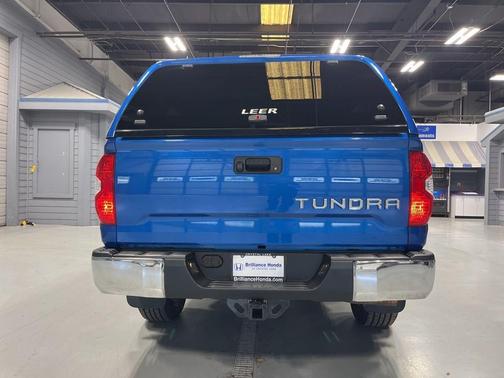 Blazing Blue Pearl 2016 Toyota Tundra SR5