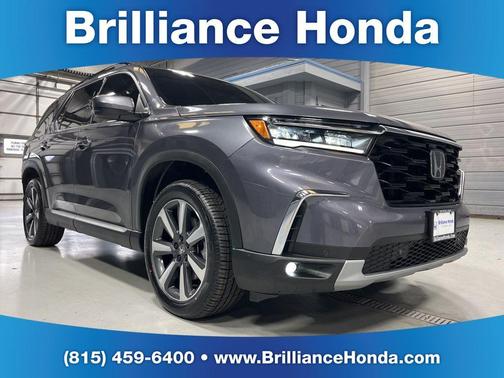 Modern Steel Metallic 2024 Honda Pilot Touring