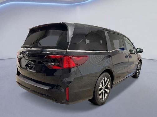 Crystal Black 2026 Honda Odyssey EX-L