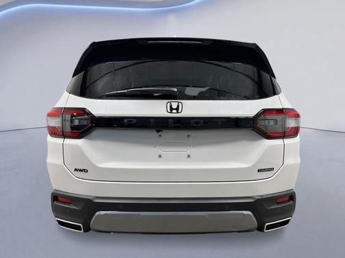 Platinum White 2026 Honda Pilot Touring S