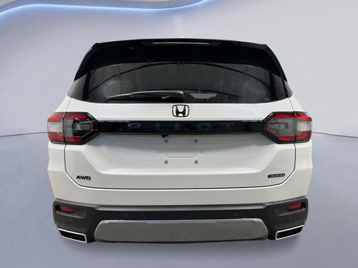 Platinum White 2026 Honda Pilot Touring S