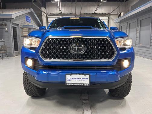 Blazing Blue Pearl 2018 Toyota Tacoma TRD Sport