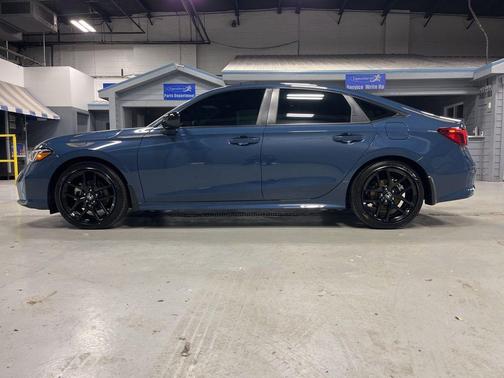 2025 Honda Civic Hybrid 