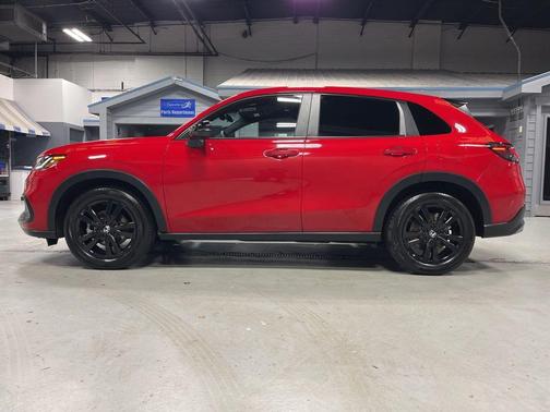 Milano Red 2026 Honda HR-V Sport