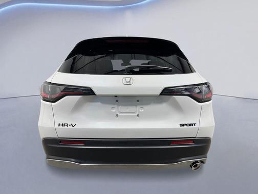 Platinum White 2026 Honda HR-V Sport
