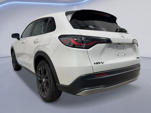 Platinum White 2026 Honda HR-V Sport