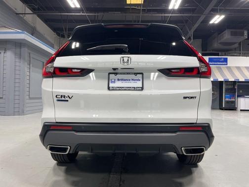 Platinum White Pearl 2026 Honda CR-V Hybrid Sport-L
