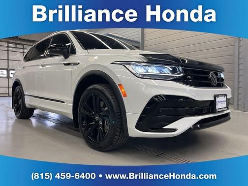 2024 Volkswagen Tiguan 2.0T SE R-Line Black