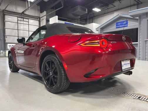 2024 Mazda MX-5 Miata Sport