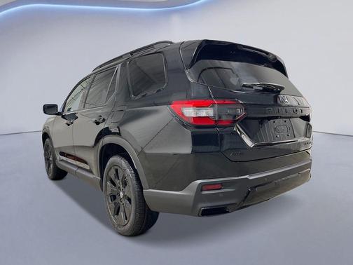 Crystal Black 2026 Honda Pilot Black Edition