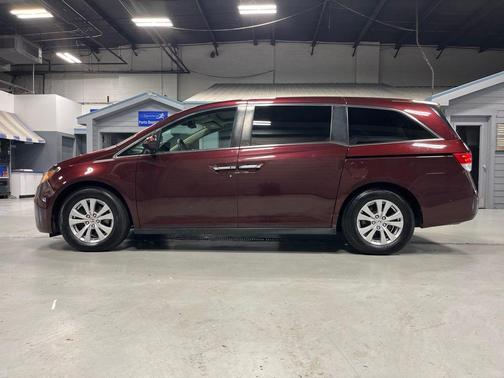 Dark Cherry Pearl 2014 Honda Odyssey EX-L