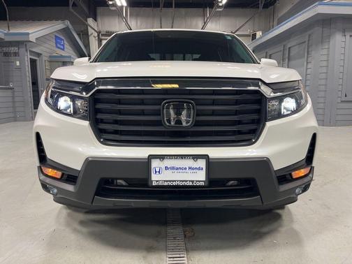 Platinum White Pearl 2023 Honda Ridgeline RTL