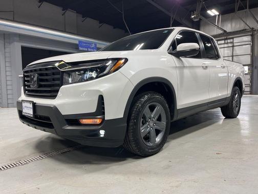 Platinum White Pearl 2023 Honda Ridgeline RTL