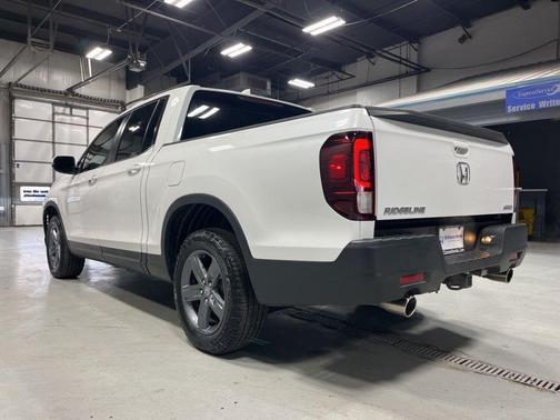 Platinum White Pearl 2023 Honda Ridgeline RTL