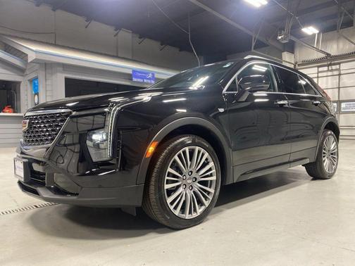 Stellar Black Metallic 2024 Cadillac XT4 Premium Luxury