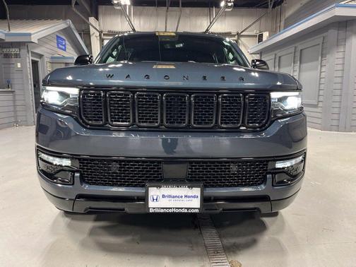 Riverrock Green 2023 Jeep Wagoneer Series II