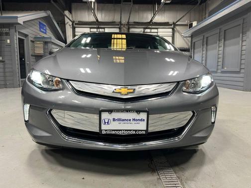 Satin Steel Metallic 2018 Chevrolet Volt LT