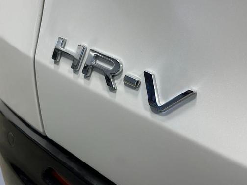 Platinum White 2026 Honda HR-V EX-L