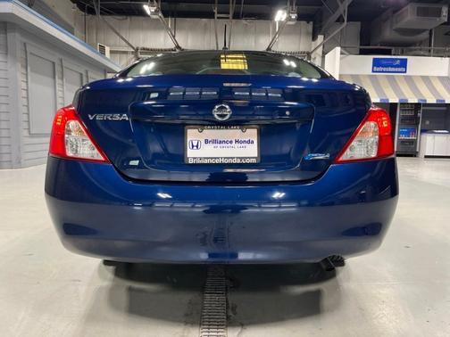 Blue Onyx 2013 Nissan Versa 1.6 S