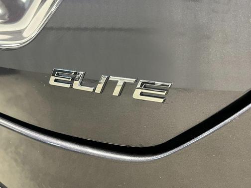 Modern Steel Metallic 2026 Honda Pilot Elite