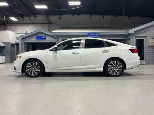 Platinum White Pearl 2022 Honda Insight Touring