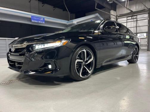 Crystal Black Pearl 2022 Honda Accord Sport SE