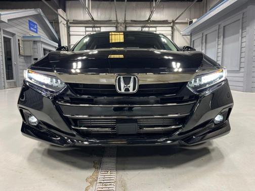 Crystal Black Pearl 2022 Honda Accord Sport SE