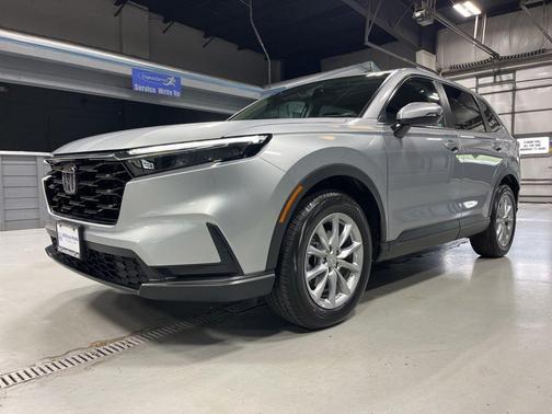 Solar Silver Metallic 2026 Honda CR-V EX
