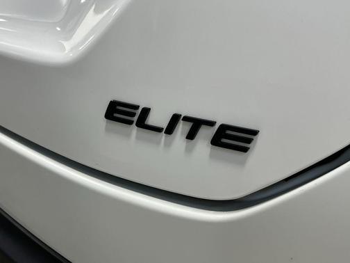 Platinum White 2026 Honda Pilot Elite