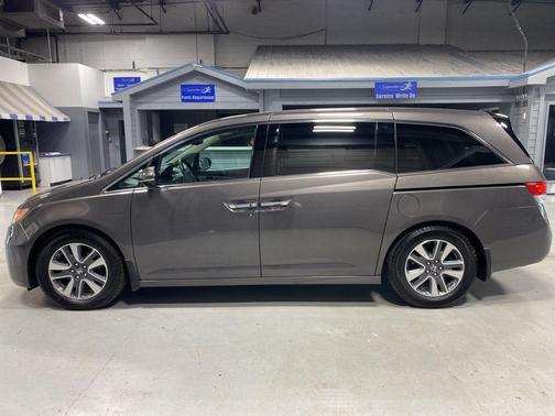 2016 Honda Odyssey Touring Elite