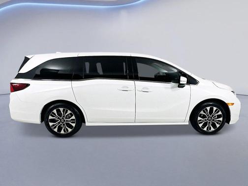 Platinum White 2027 Honda Odyssey Elite