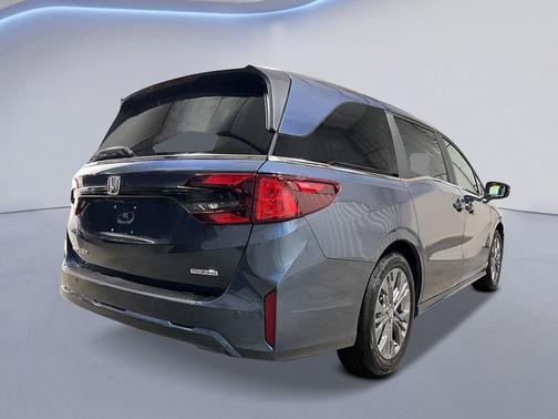 Smoke 2026 Honda Odyssey Touring