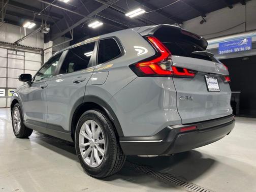 Urban Gray Pearl 2024 Honda CR-V EX-L