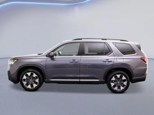 Modern Steel Metallic 2026 Honda Pilot Elite