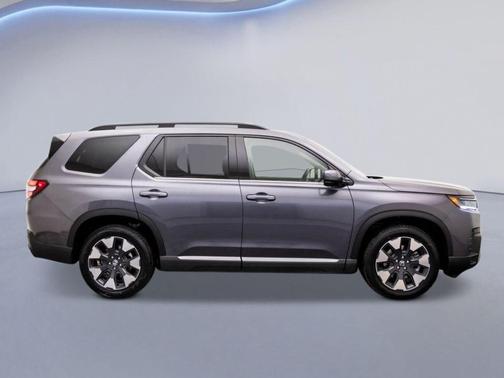 Modern Steel Metallic 2026 Honda Pilot Elite