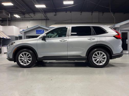 Solar Silver Metallic 2026 Honda CR-V EX