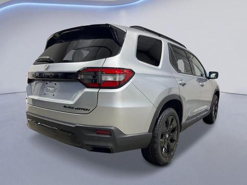 Silver 2026 Honda Pilot Black Edition
