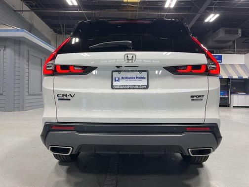Platinum White Pearl 2026 Honda CR-V Hybrid Sport Touring