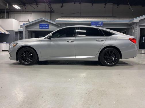 Lunar Silver Metallic 2021 Honda Accord LX 1.5T