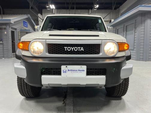 Iceberg 2012 Toyota FJ Cruiser Base
