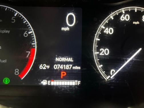 Pearl 2024 Honda HR-V LX