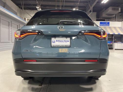 Pearl 2024 Honda HR-V LX