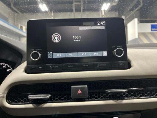 Pearl 2024 Honda HR-V LX