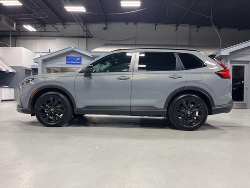 Urban Gray Pearl 2026 Honda CR-V Hybrid Sport Touring