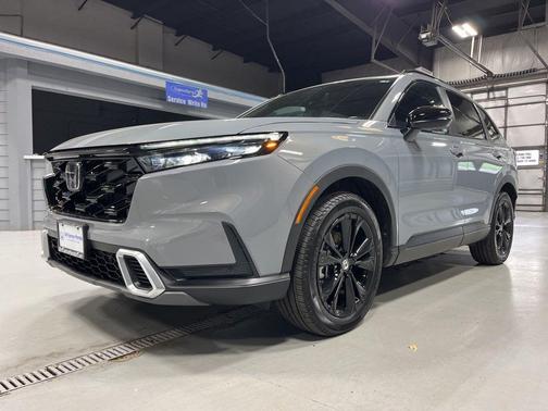 Urban Gray Pearl 2026 Honda CR-V Hybrid Sport Touring