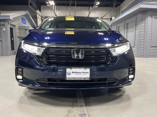 Obsidian Blue Pearl 2024 Honda Odyssey Touring