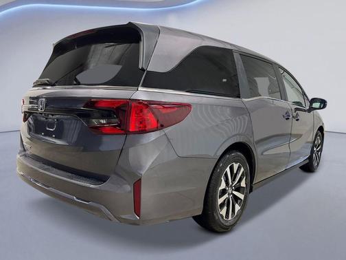 Modern Steel Metallic 2026 Honda Odyssey EX-L
