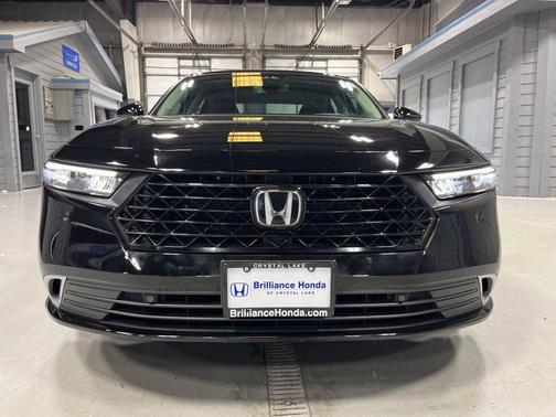 Crystal Black Pearl 2025 Honda Accord Hybrid Touring