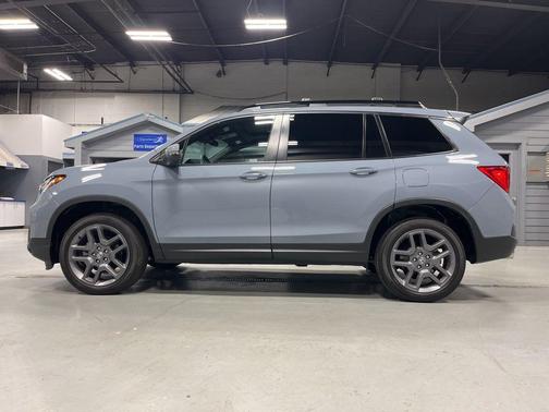 Sonic Gray Pearl 2023 Honda Passport EX-L