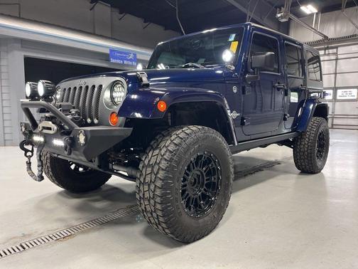 True Blue Pearlcoat 2013 Jeep Wrangler Unlimited Sport